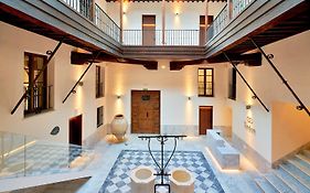 Tandem Torres de Cádiz Suites